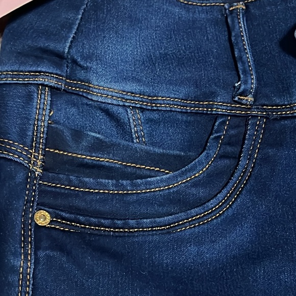 LT. ROSE Colombian push up jeans Size 5 NWT - Picture 7 of 13